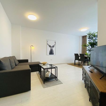 Apartamento Charming Flat In Brasov With Balcony Panoramic View Exterior foto