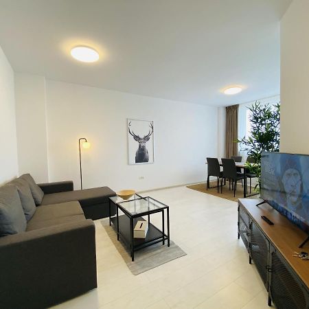 Apartamento Charming Flat In Brasov With Balcony Panoramic View Exterior foto
